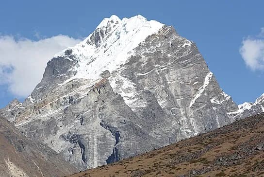 3 Peaks Climbing - Mera - Island - Lobuche with Everest Base Camp
